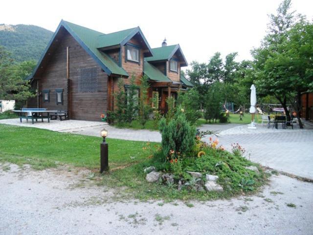 Hostal Agroktima Armonia Karpenísion Exterior foto